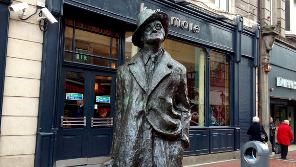 01_james_joyce_estatua_dublin_irlanda