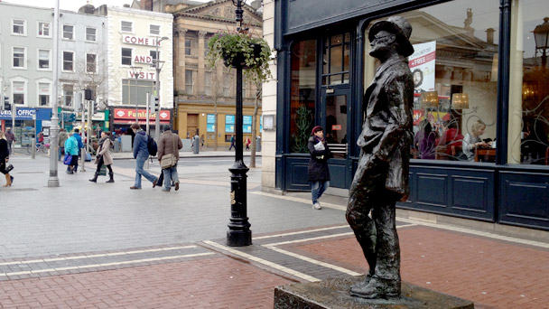 04_james_joyce_estatua_dublin_irlanda