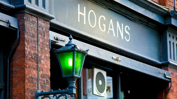 Baladas em Dublin: Hogans