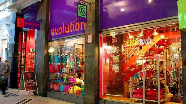 Achado em Dublin: Evolution