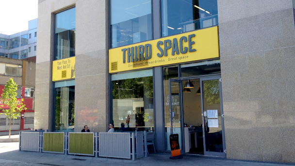 Achado em Dublin: Third Space